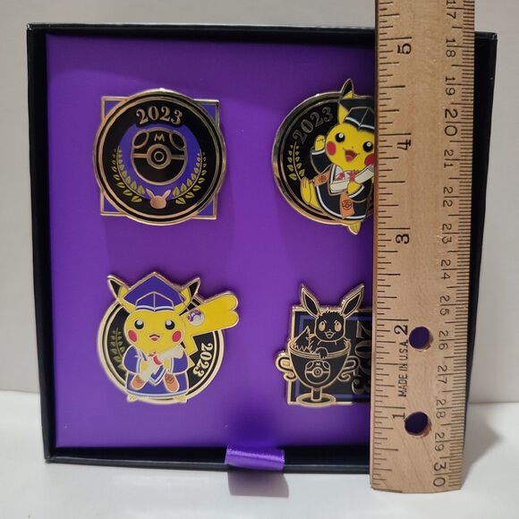 Pokemon TCG Pikachu & Eevee 2023 Graduation Hat And Enamel Pins Official Set - Picture 9 of 12